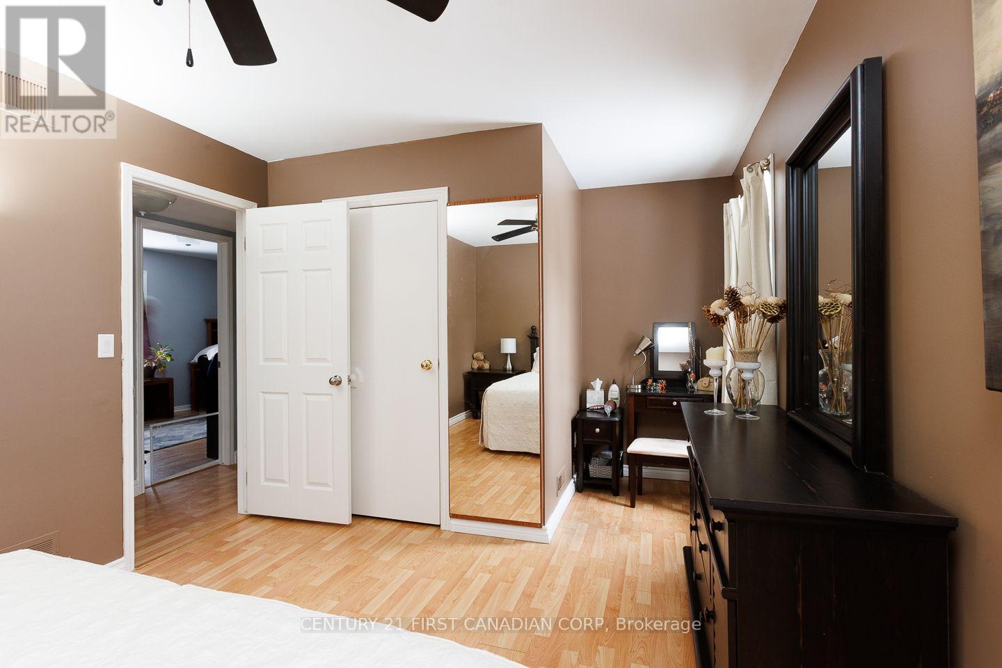 1227 Victoria Drive, London East, Ontario  N5Y 4E3 - Photo 26 - X12730526