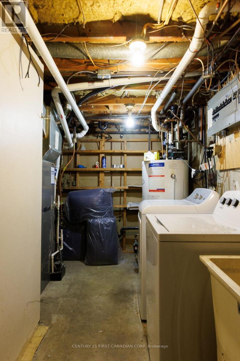 1227 Victoria Drive, London East, Ontario  N5Y 4E3 - Photo 29 - X12730526