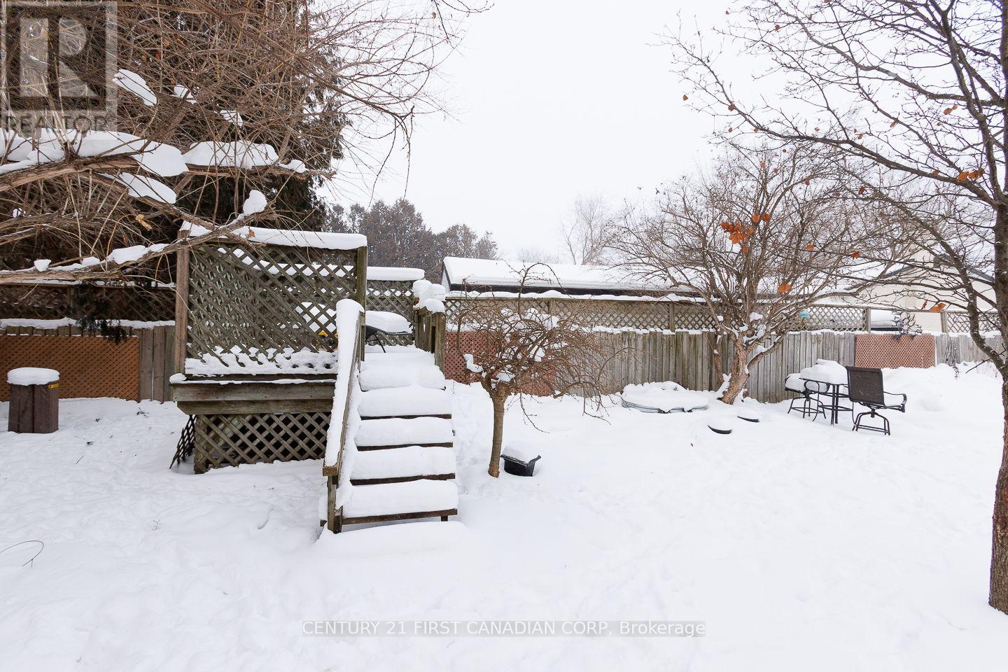 1227 Victoria Drive, London East, Ontario  N5Y 4E3 - Photo 31 - X12730526