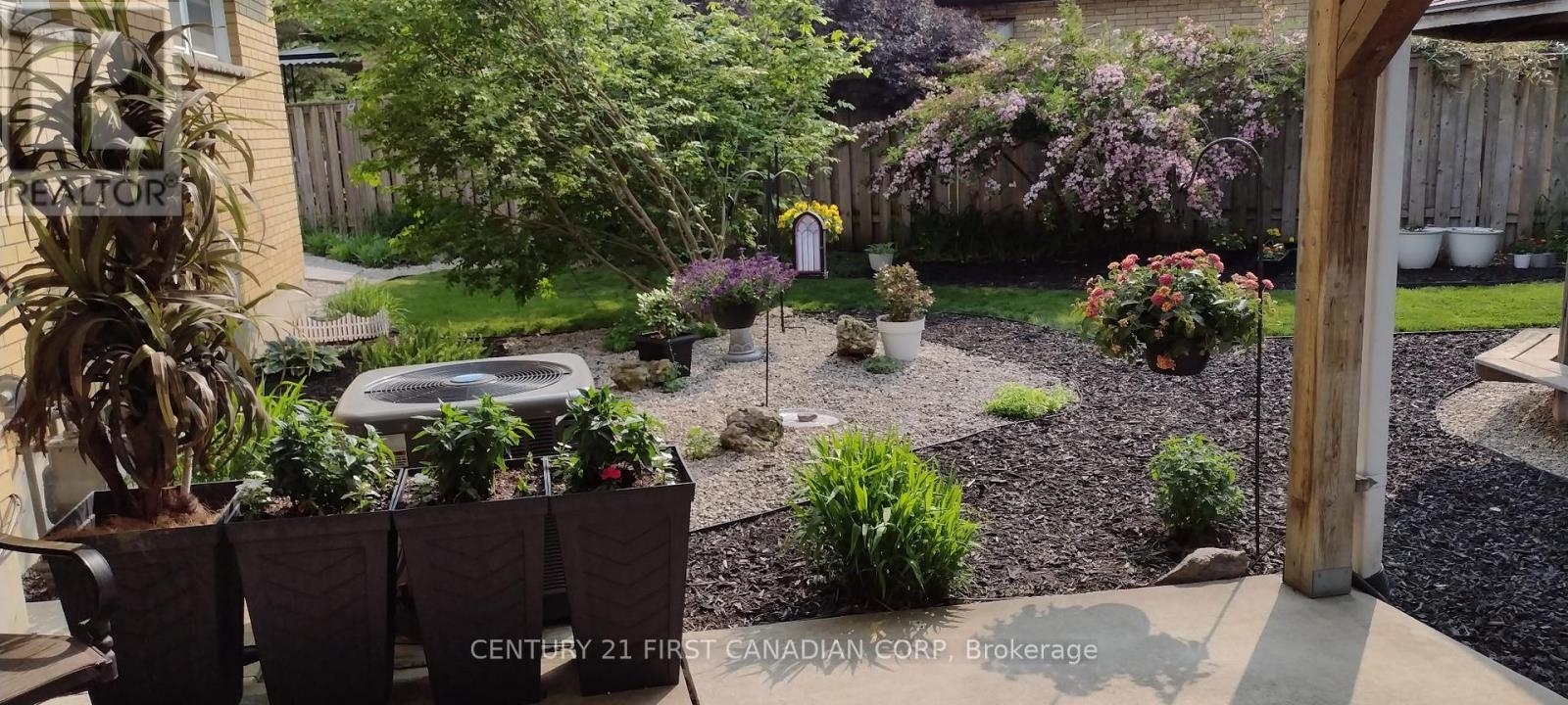 1227 Victoria Drive, London East, Ontario  N5Y 4E3 - Photo 48 - X12730526