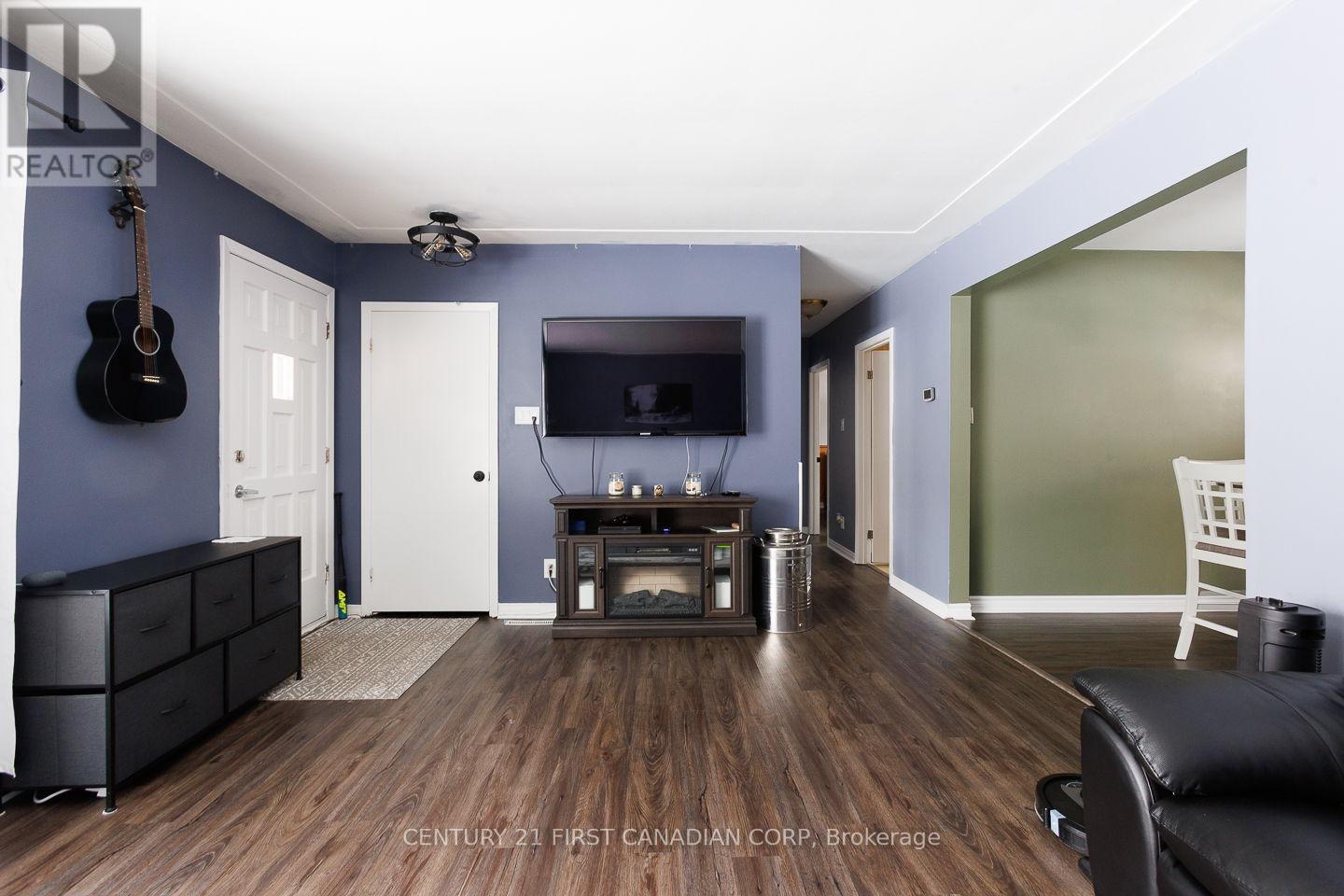 1227 Victoria Drive, London East, Ontario  N5Y 4E3 - Photo 6 - X12730526