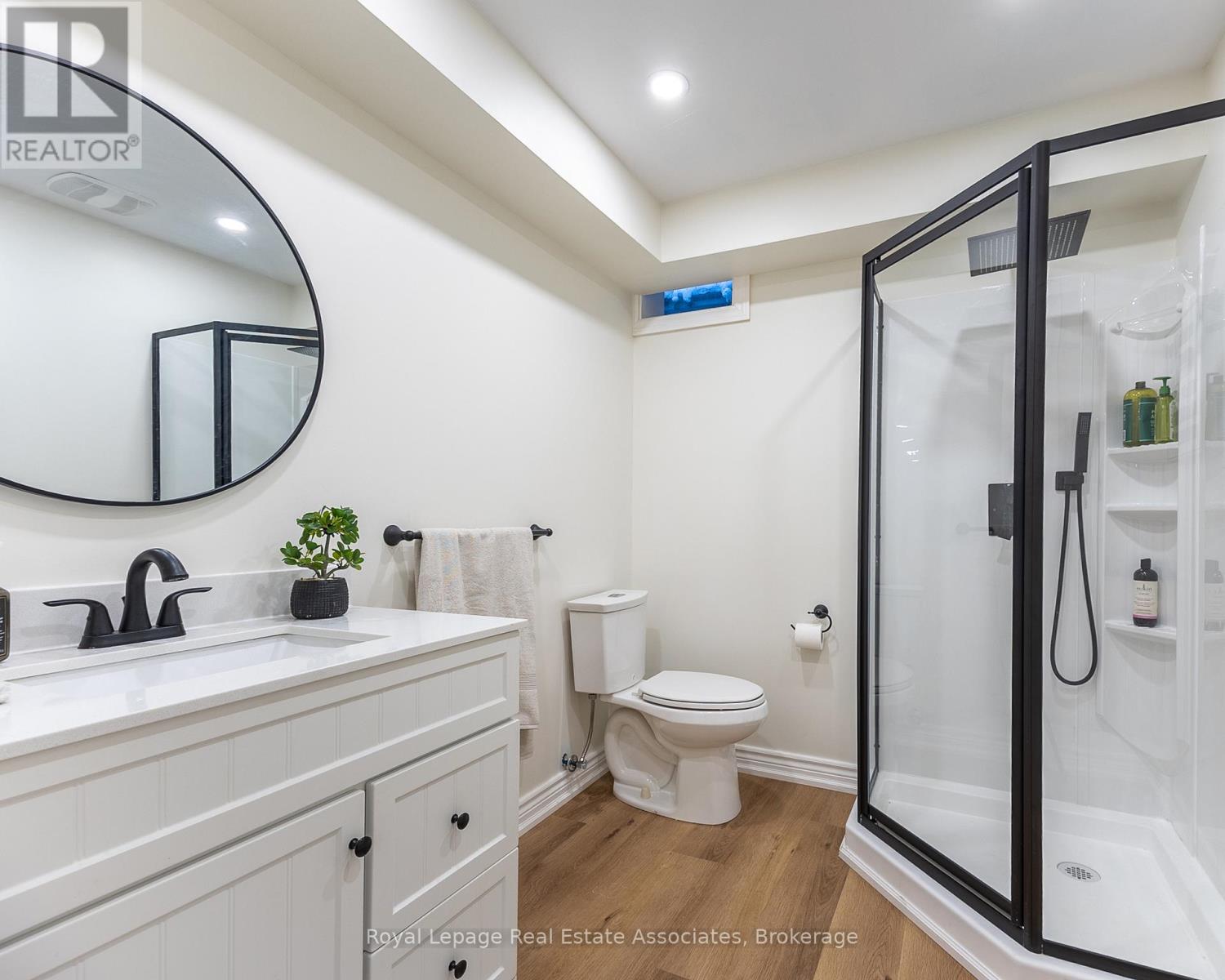 13931 Cromar Court, Halton Hills, Ontario  L7G 4S5 - Photo 26 - W12716184