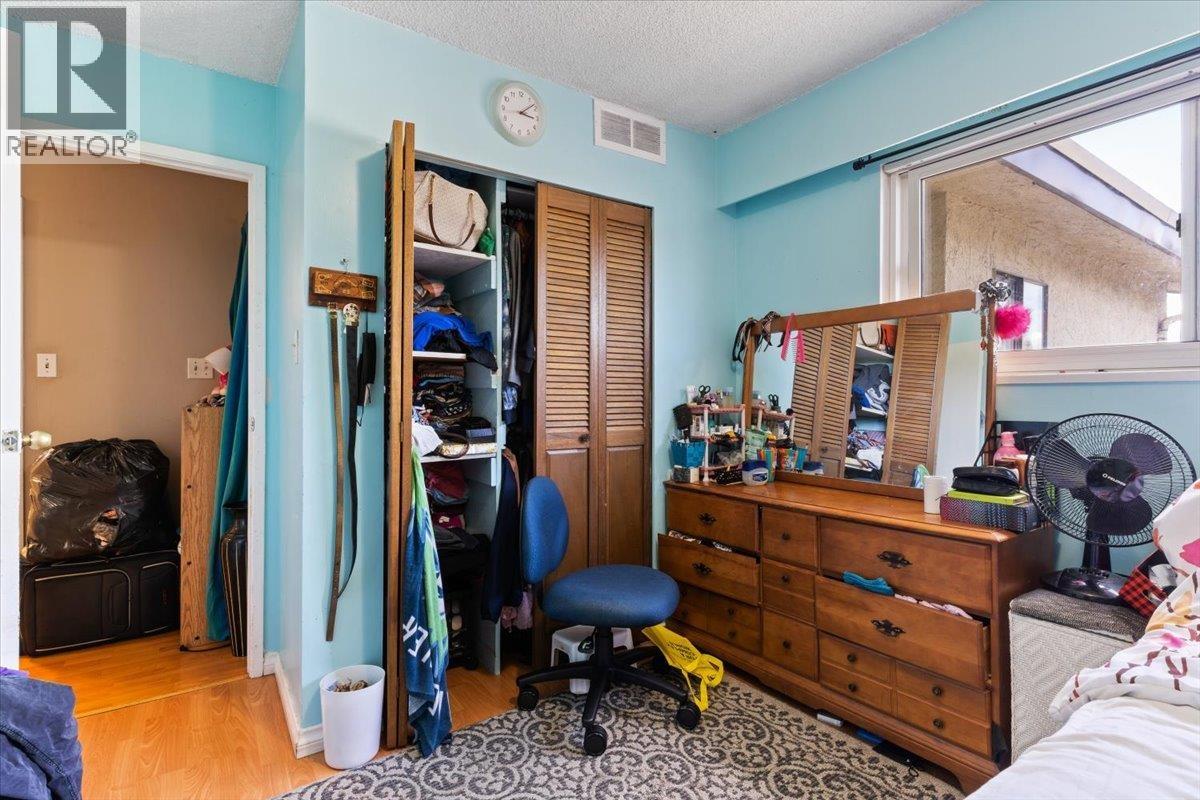 6630-6632 Canada Way, Burnaby, British Columbia  V5E 3P7 - Photo 12 - R3083089