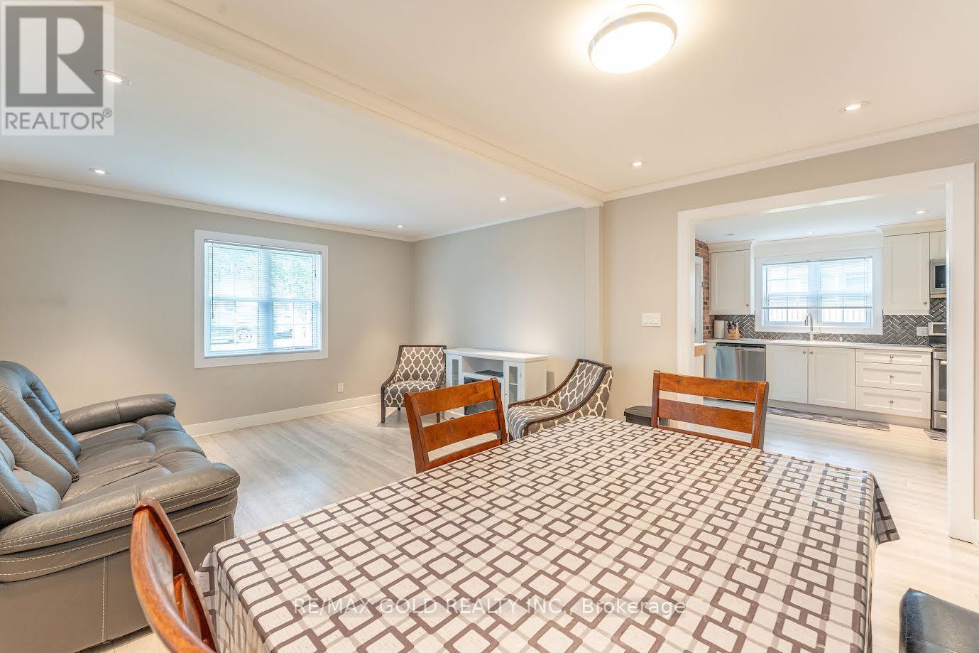 15 Shelley Avenue, St. Catharines, Ontario  L2N 5L4 - Photo 13 - X12730172