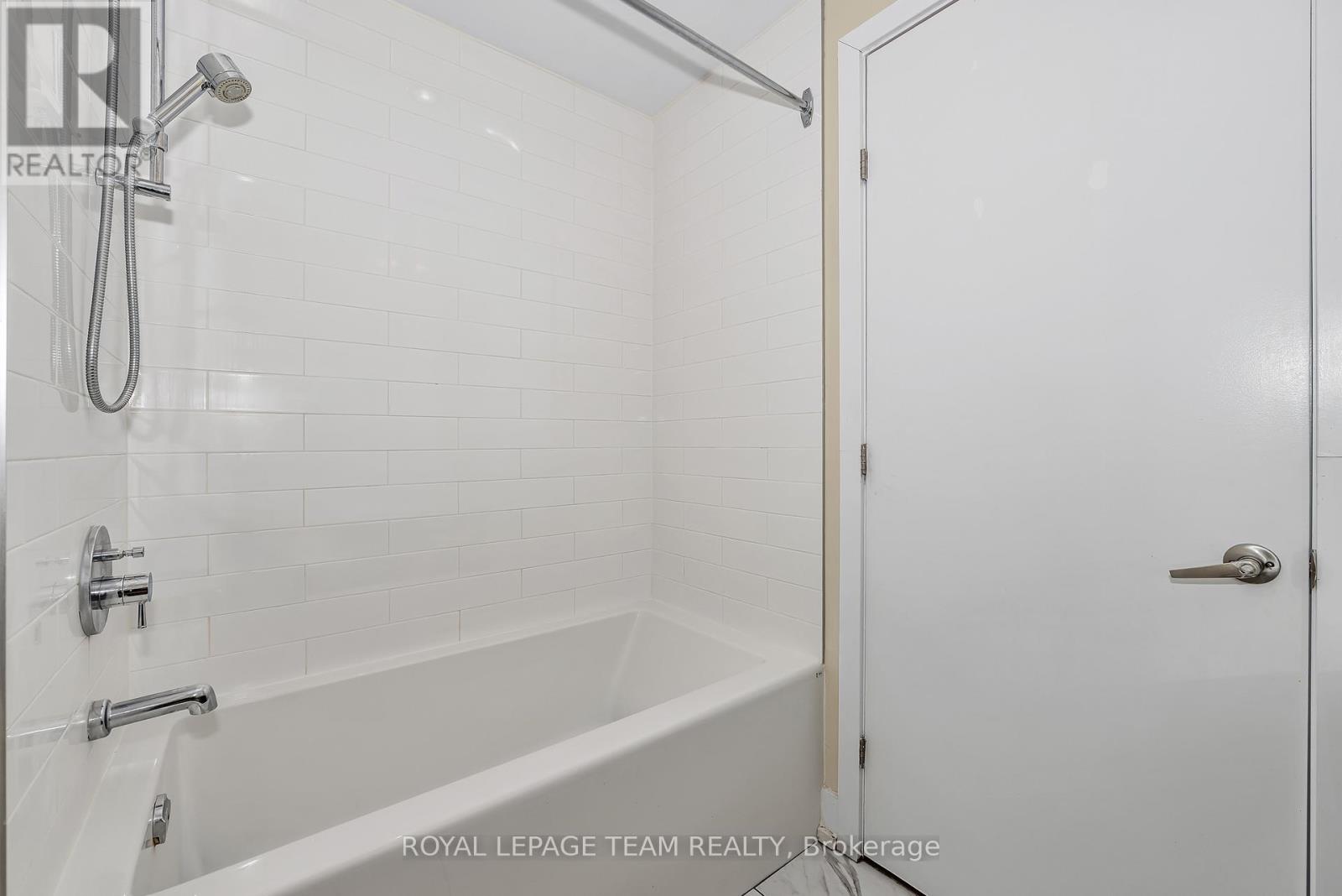 717 - 360 Patricia Avenue, Ottawa, Ontario  K1Z 0A8 - Photo 14 - X12678600