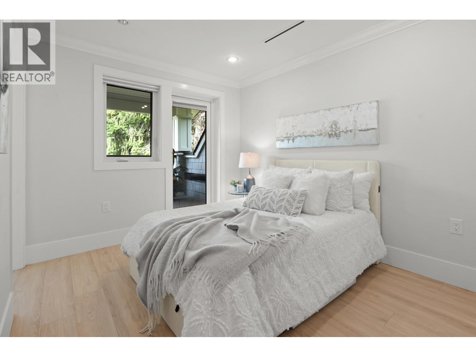 2377 W 7th Avenue, Vancouver, British Columbia  V6K 1Y4 - Photo 12 - R3083101