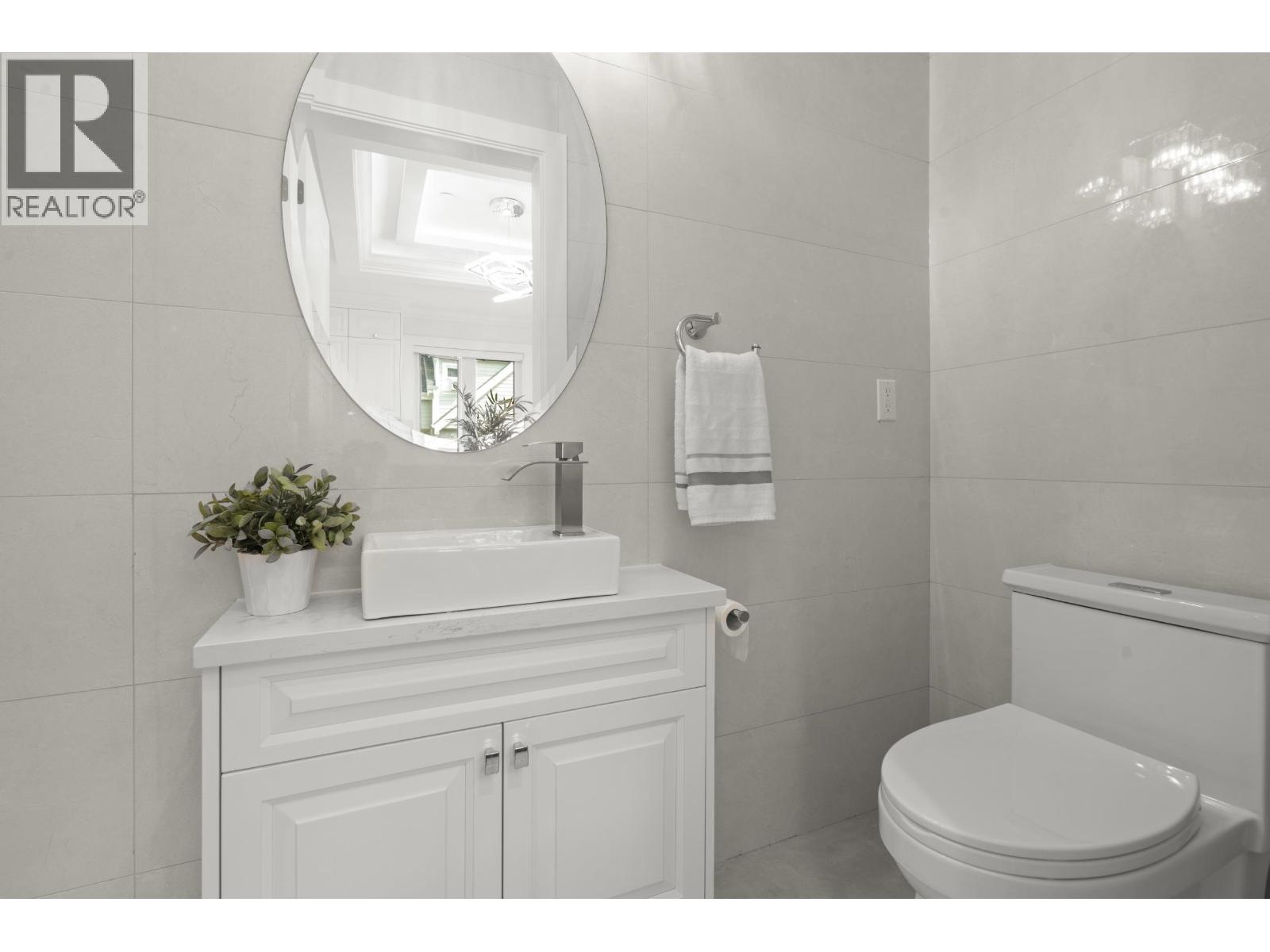 2377 W 7th Avenue, Vancouver, British Columbia  V6K 1Y4 - Photo 9 - R3083101