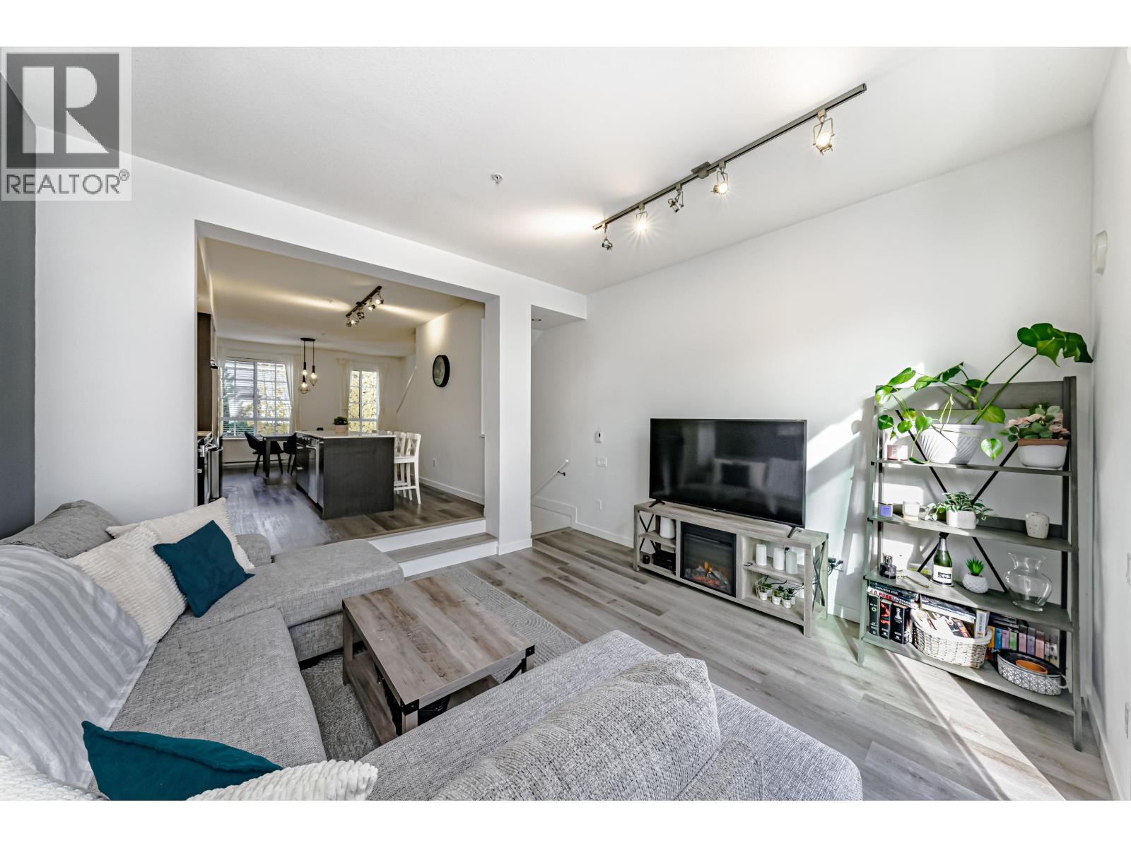 24 2423 Avon Place, Port Coquitlam, British Columbia  V3B 0H5 - Photo 5 - R3083118