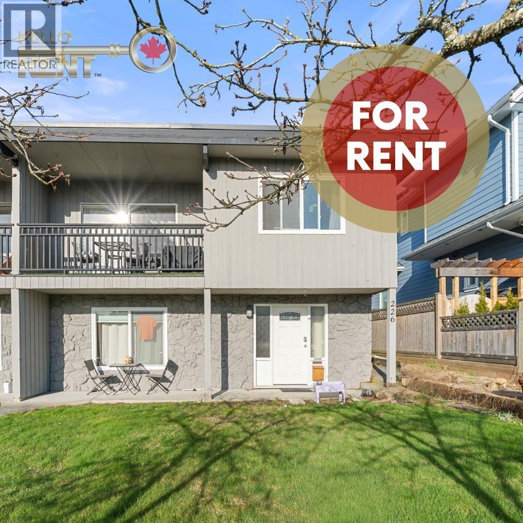Upper 226 E 20th Street, North Vancouver, British Columbia  V7L 3A5 - Photo 1 - R3083091