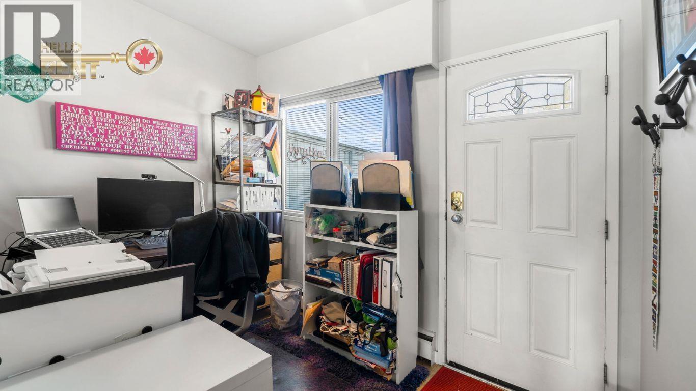 Upper 226 E 20th Street, North Vancouver, British Columbia  V7L 3A5 - Photo 11 - R3083091