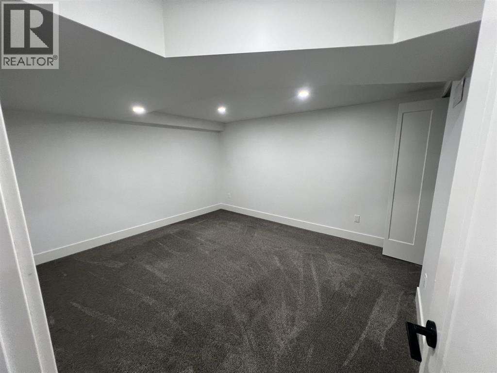 23007 Reid Avenue, Maple Ridge, British Columbia  V2X 0C2 - Photo 4 - R3083095