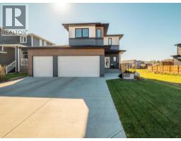 22 Prairie Sunset Ave, Taber, Alberta