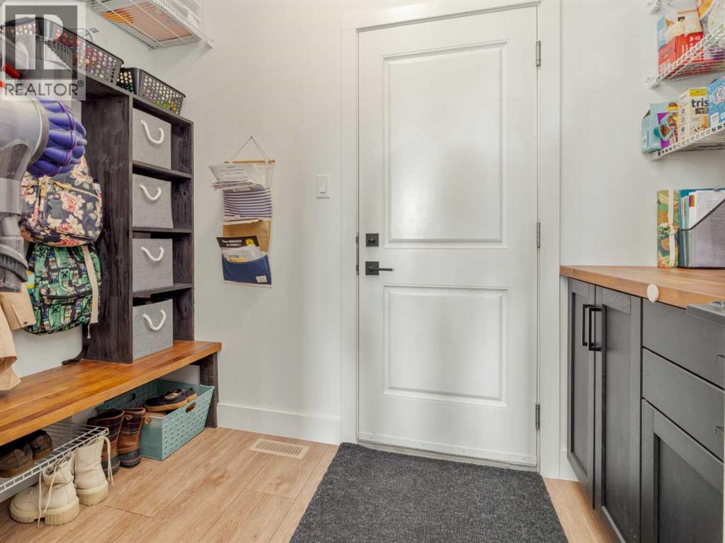 22 Prairie Sunset Ave, Taber, Alberta  T1G 0E7 - Photo 11 - A2265420