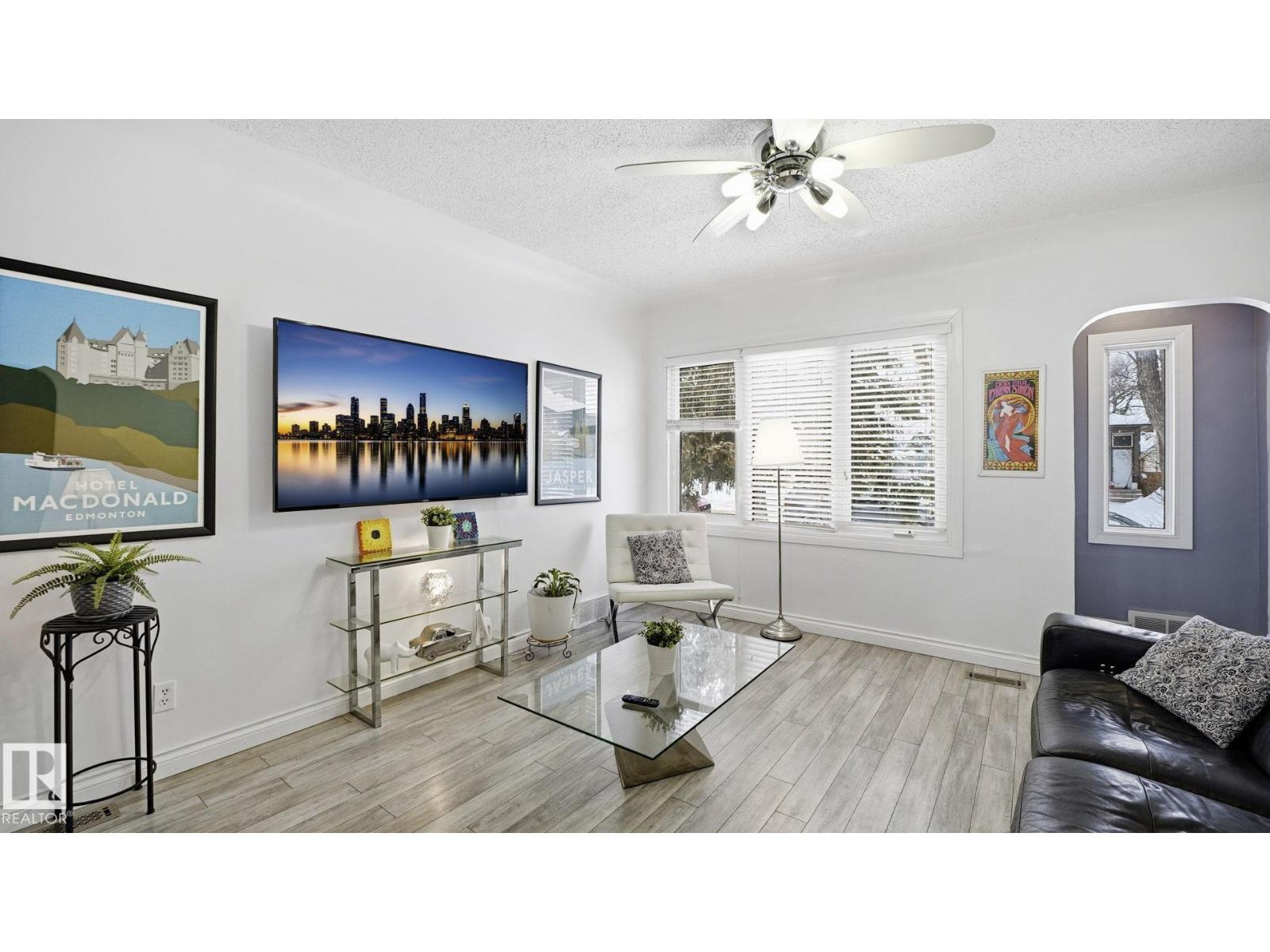 9831 83 Av Nw, Edmonton, Alberta  T6E 2B8 - Photo 6 - E4469665