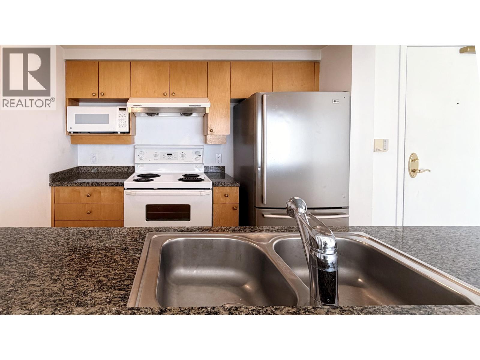 1705 1228 Marinaside Crescent, Vancouver, British Columbia  V6Z 2W4 - Photo 7 - R3083030