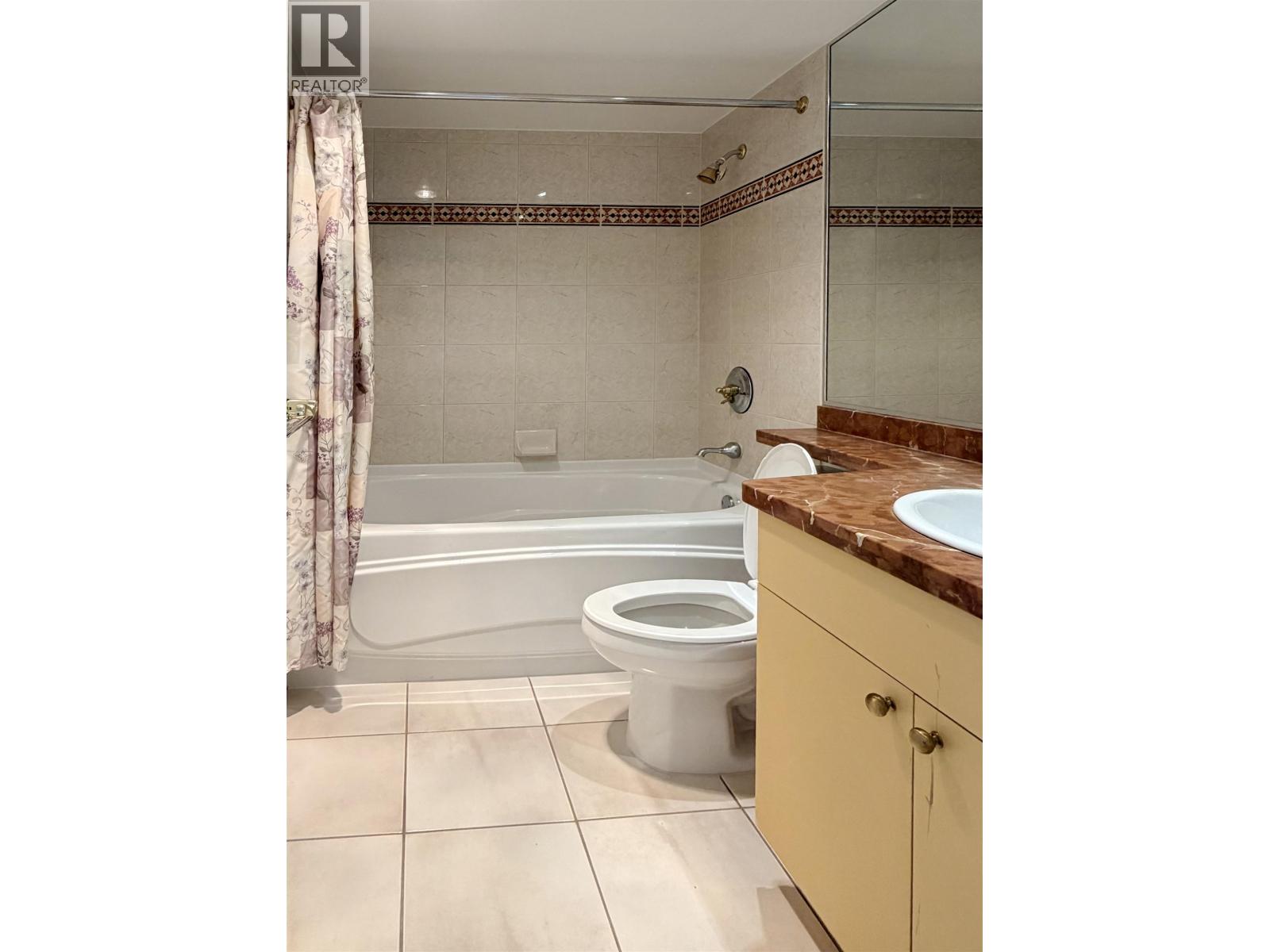 1705 1228 Marinaside Crescent, Vancouver, British Columbia  V6Z 2W4 - Photo 11 - R3083030