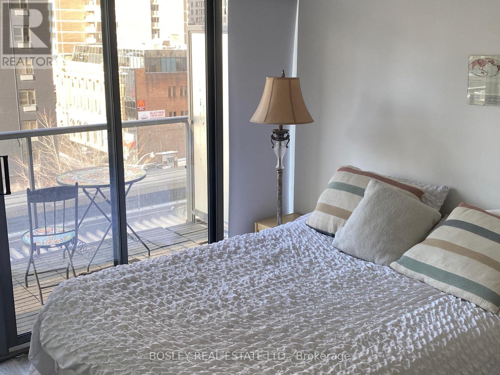 608 - 33 Charles Street E, Toronto, Ontario  M4Y 0A2 - Photo 11 - C12730456