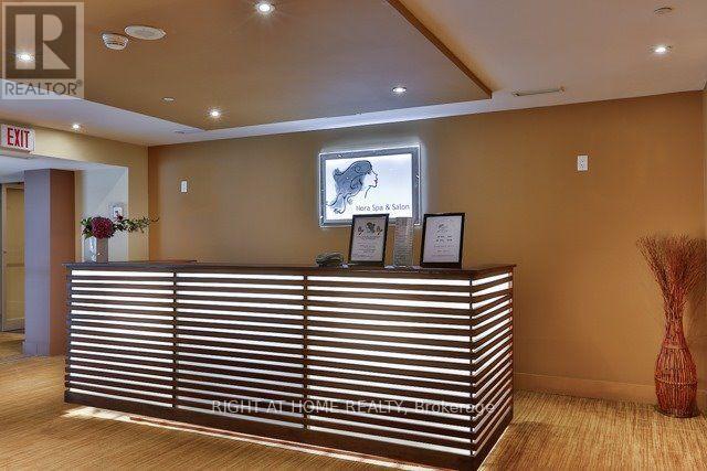 702 - 381 Front Street W, Toronto, Ontario  M5V 3R8 - Photo 11 - C12730488