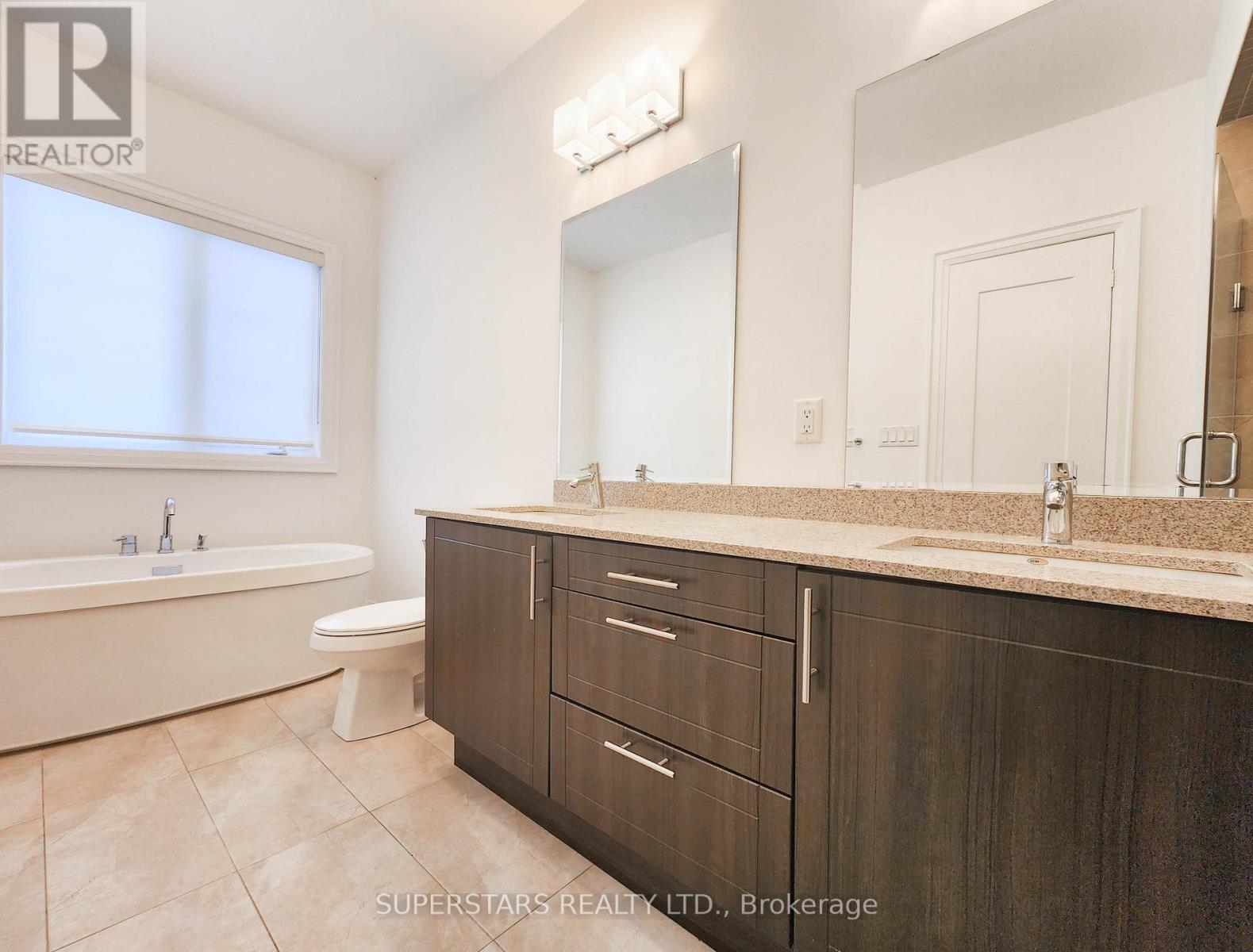 57 Divon Lane, Richmond Hill, Ontario L4B 0G4 - Photo 18 - N12730504