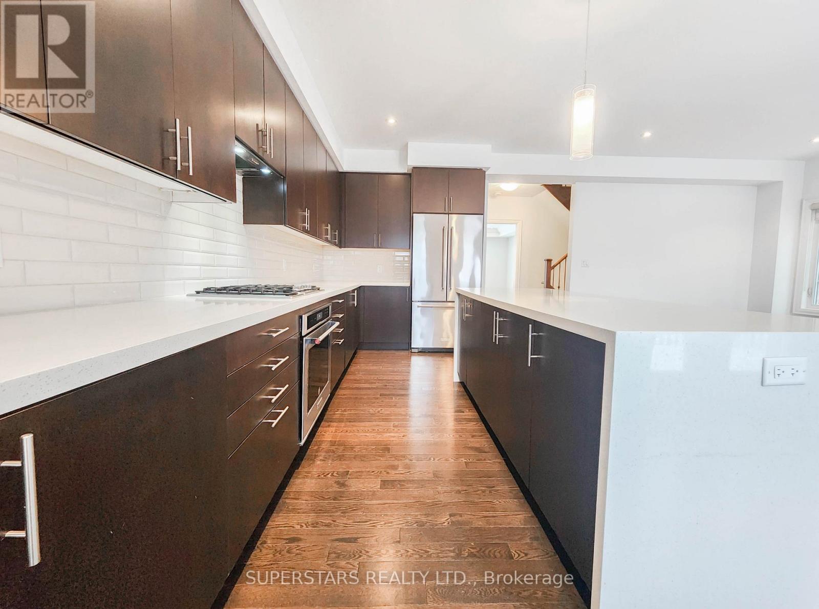 57 Divon Lane, Richmond Hill, Ontario L4B 0G4 - Photo 5 - N12730504