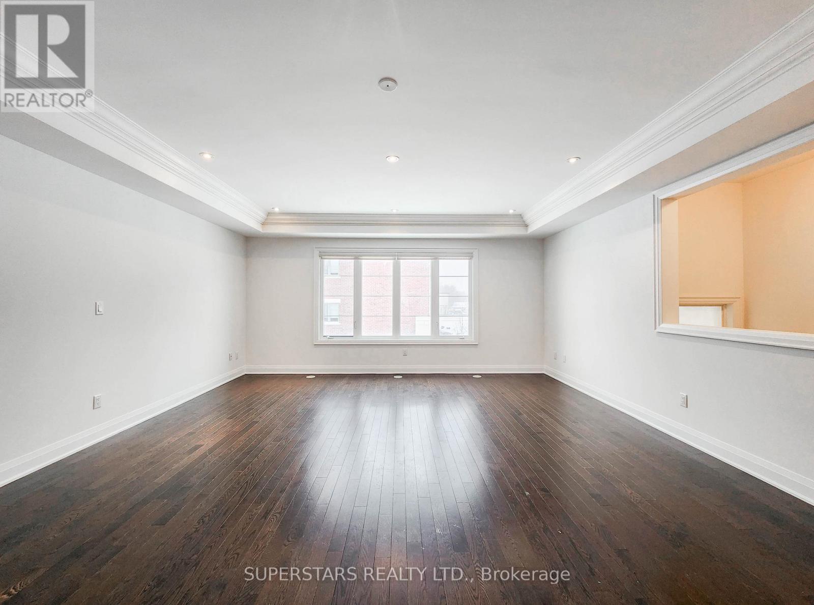 57 Divon Lane, Richmond Hill, Ontario L4B 0G4 - Photo 9 - N12730504