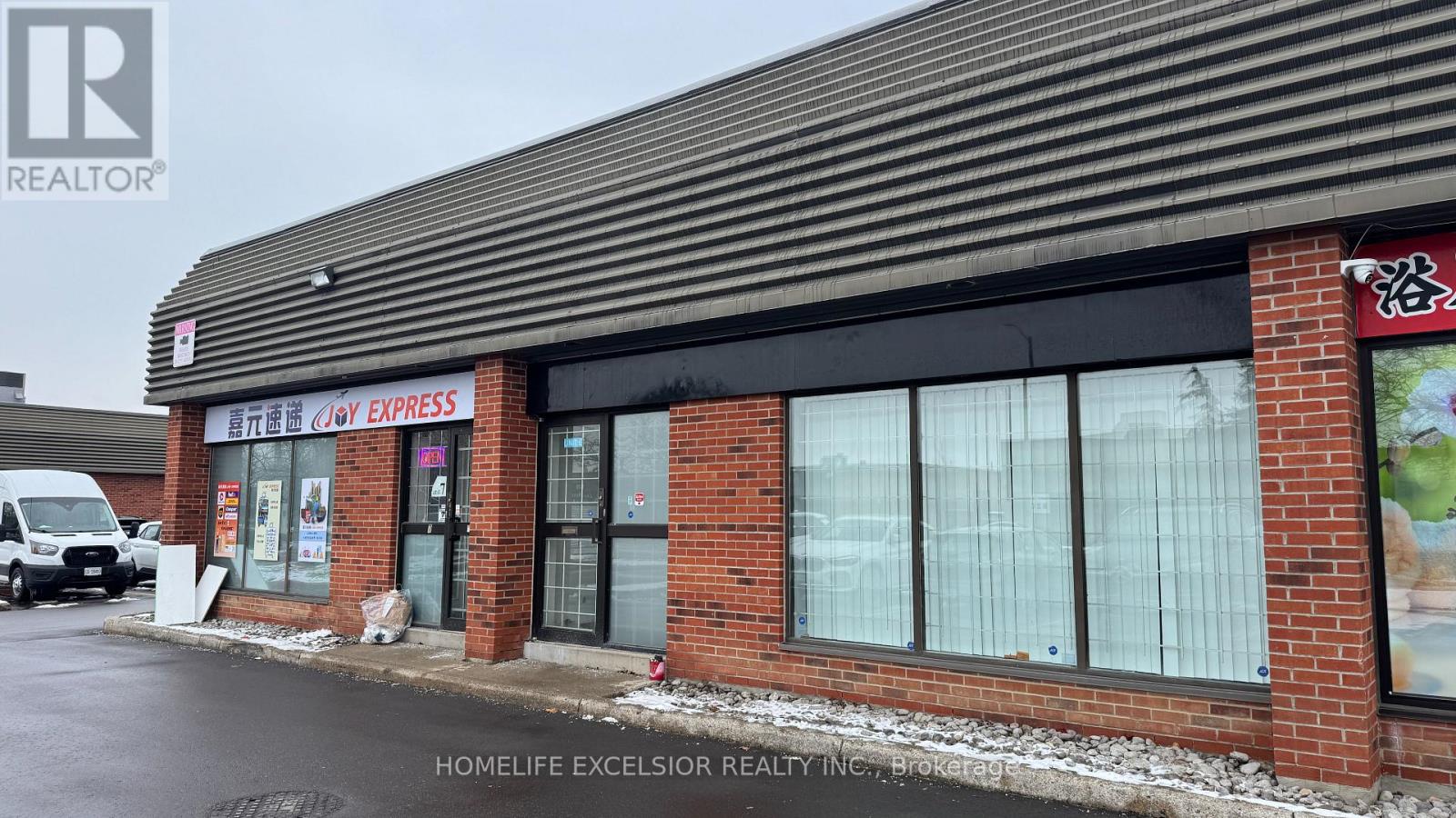 6 - 825 Denison Street, Markham, Ontario  L3R 5E4 - Photo 3 - N12730508