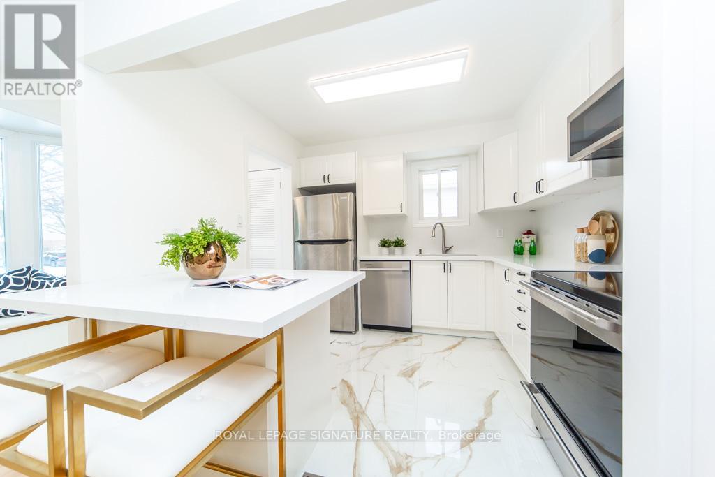 6172 Kindree Circle, Mississauga, Ontario  L5N 3C2 - Photo 13 - W12730162