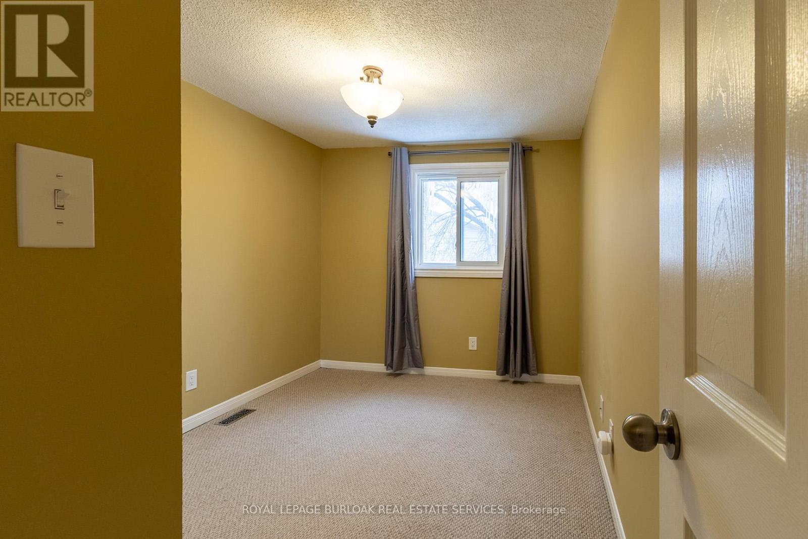 58 Romy Crescent, Thorold, Ontario  L2V 4T6 - Photo 13 - X12649282