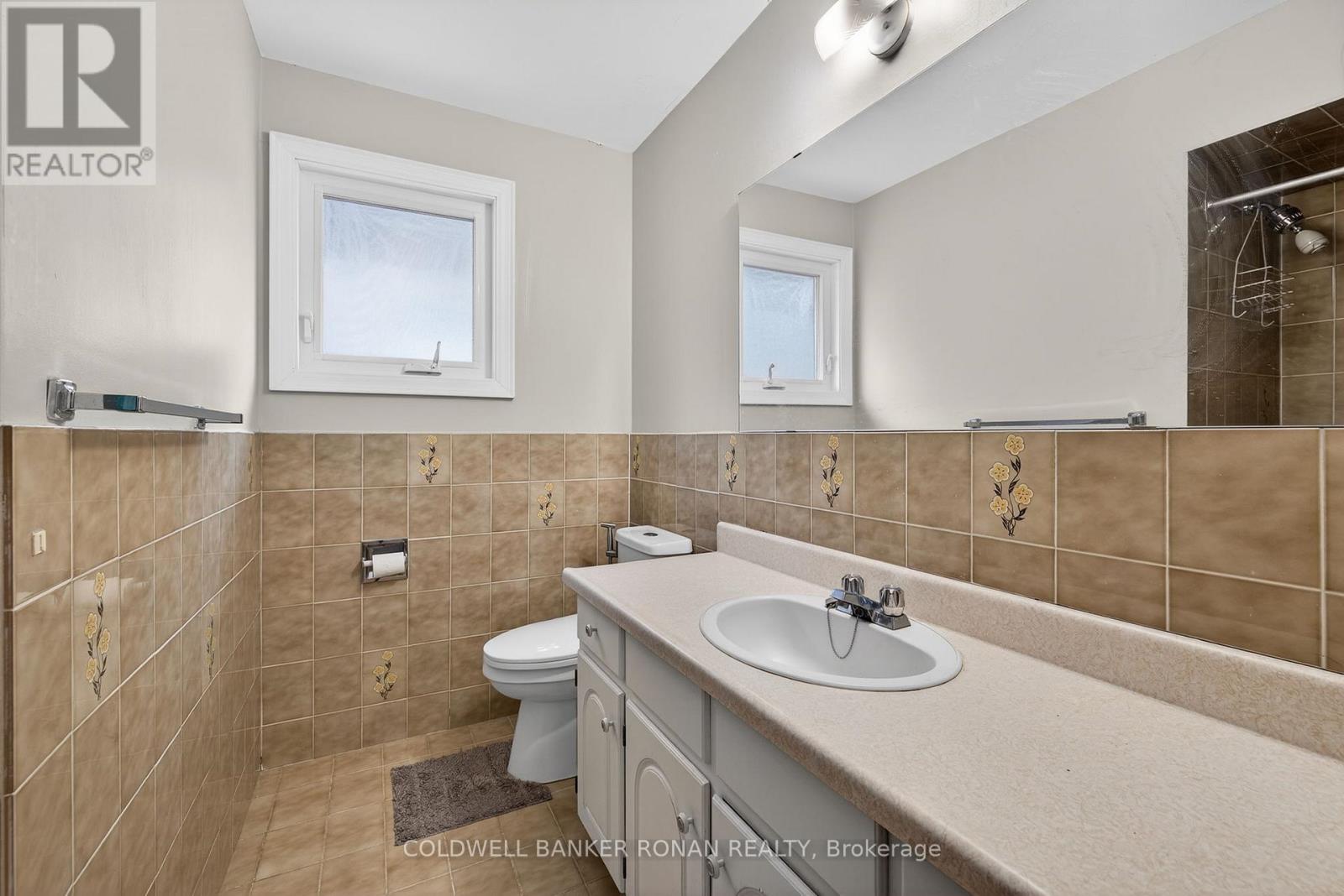 74 Minglehaze Drive, Toronto, Ontario  M9V 4W9 - Photo 37 - W12730458
