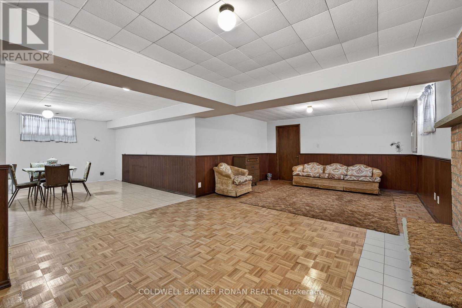 74 Minglehaze Drive, Toronto, Ontario  M9V 4W9 - Photo 42 - W12730458