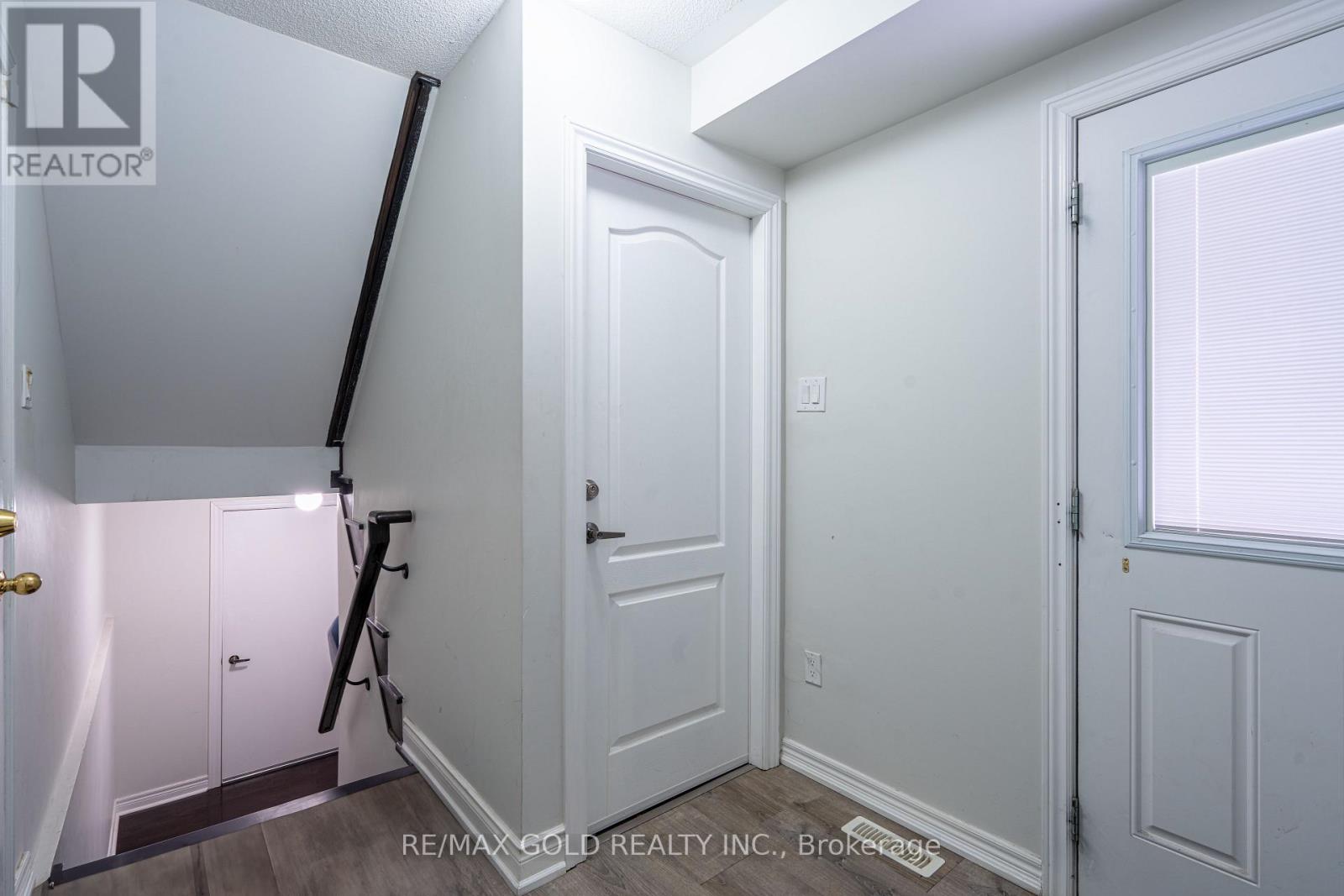 12 Torraville Street, Brampton, Ontario  L6R 0Y5 - Photo 35 - W12730482