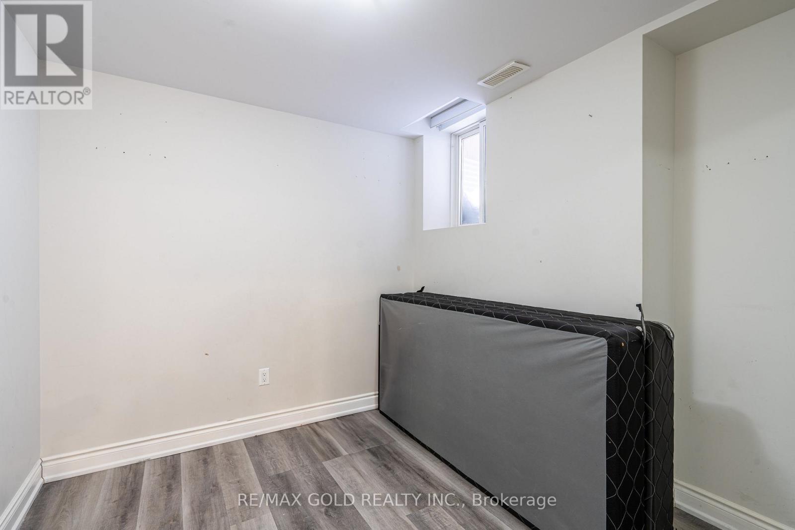 12 Torraville Street, Brampton, Ontario  L6R 0Y5 - Photo 41 - W12730482