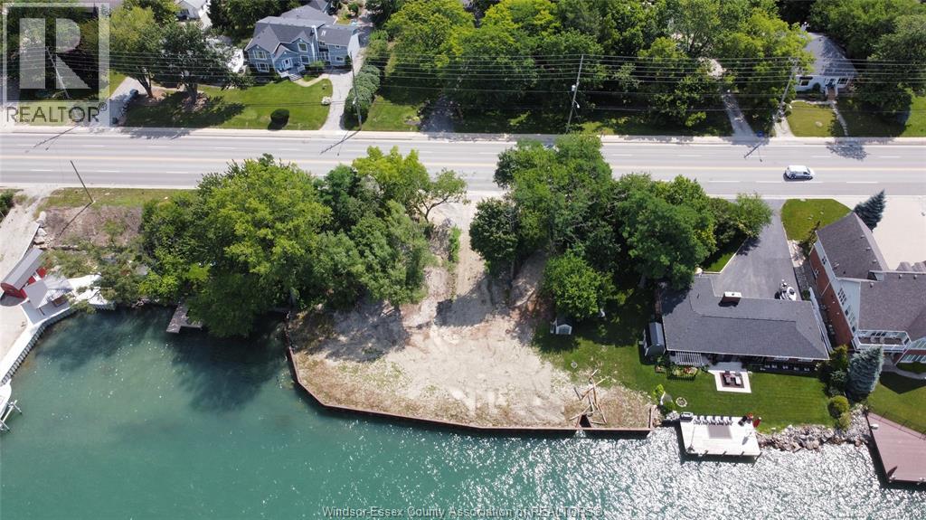 MLS# 26001661: 552 FRONT ROAD, Amherstburg, Canada