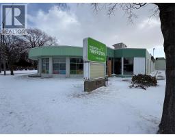 375 Giles BOULEVARD East, Windsor, Ontario