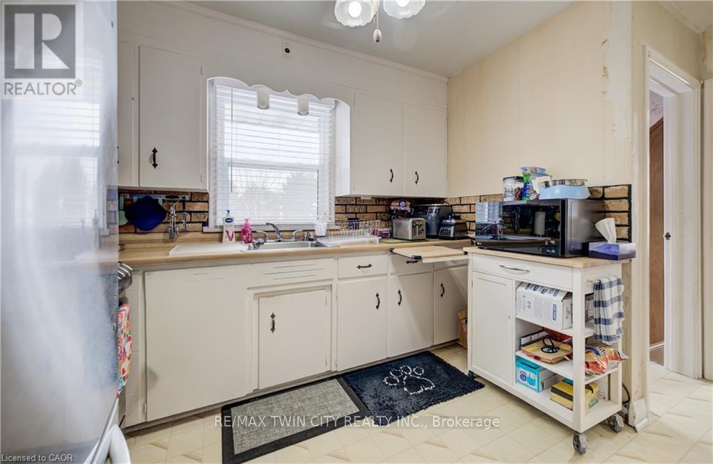 33 Elginfield Drive, Guelph, Ontario  N1E 4E5 - Photo 12 - X12730462