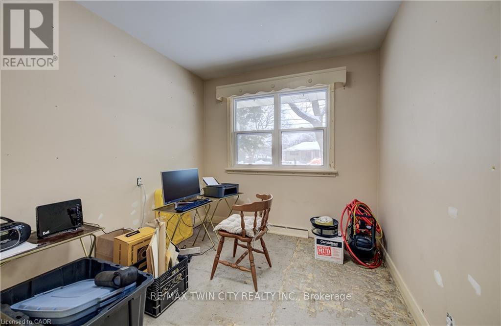 33 Elginfield Drive, Guelph, Ontario  N1E 4E5 - Photo 15 - X12730462