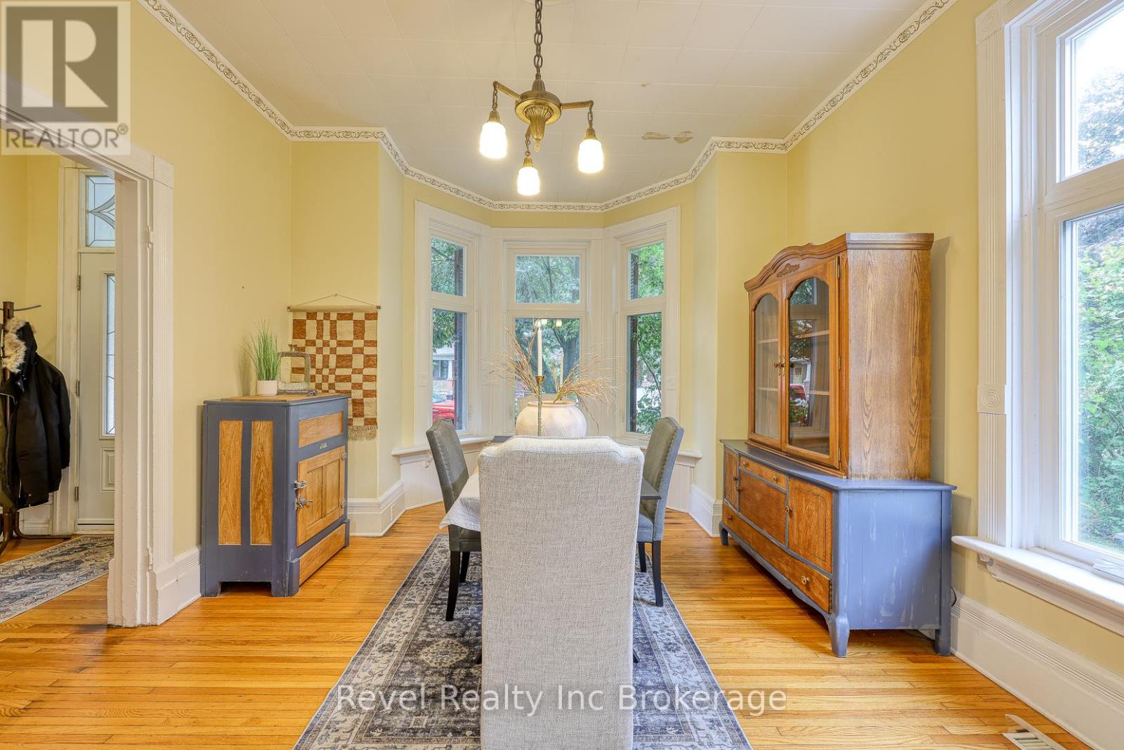 453 Drew Street, Woodstock, Ontario  N4S 4V4 - Photo 3 - X12730562