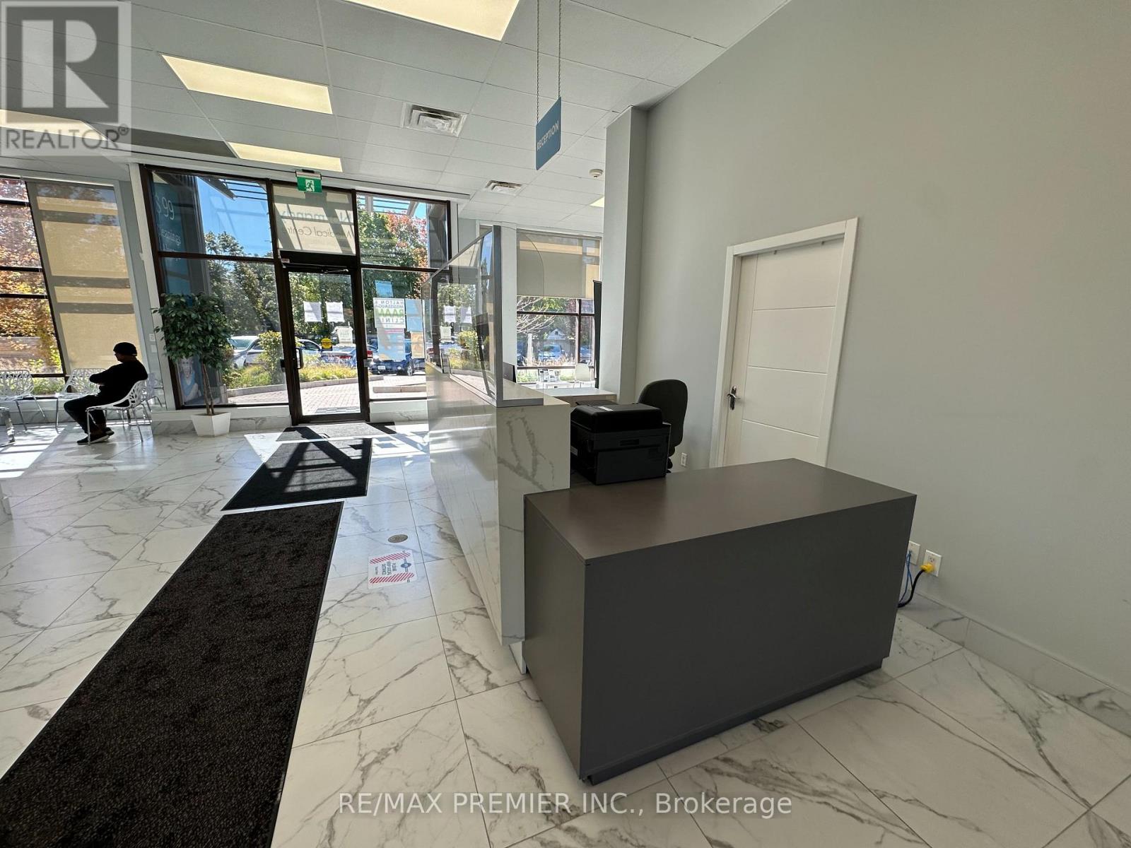 West Half - 120 Guelph Street, Halton Hills, Ontario  L7G 4A4 - Photo 9 - W12451385