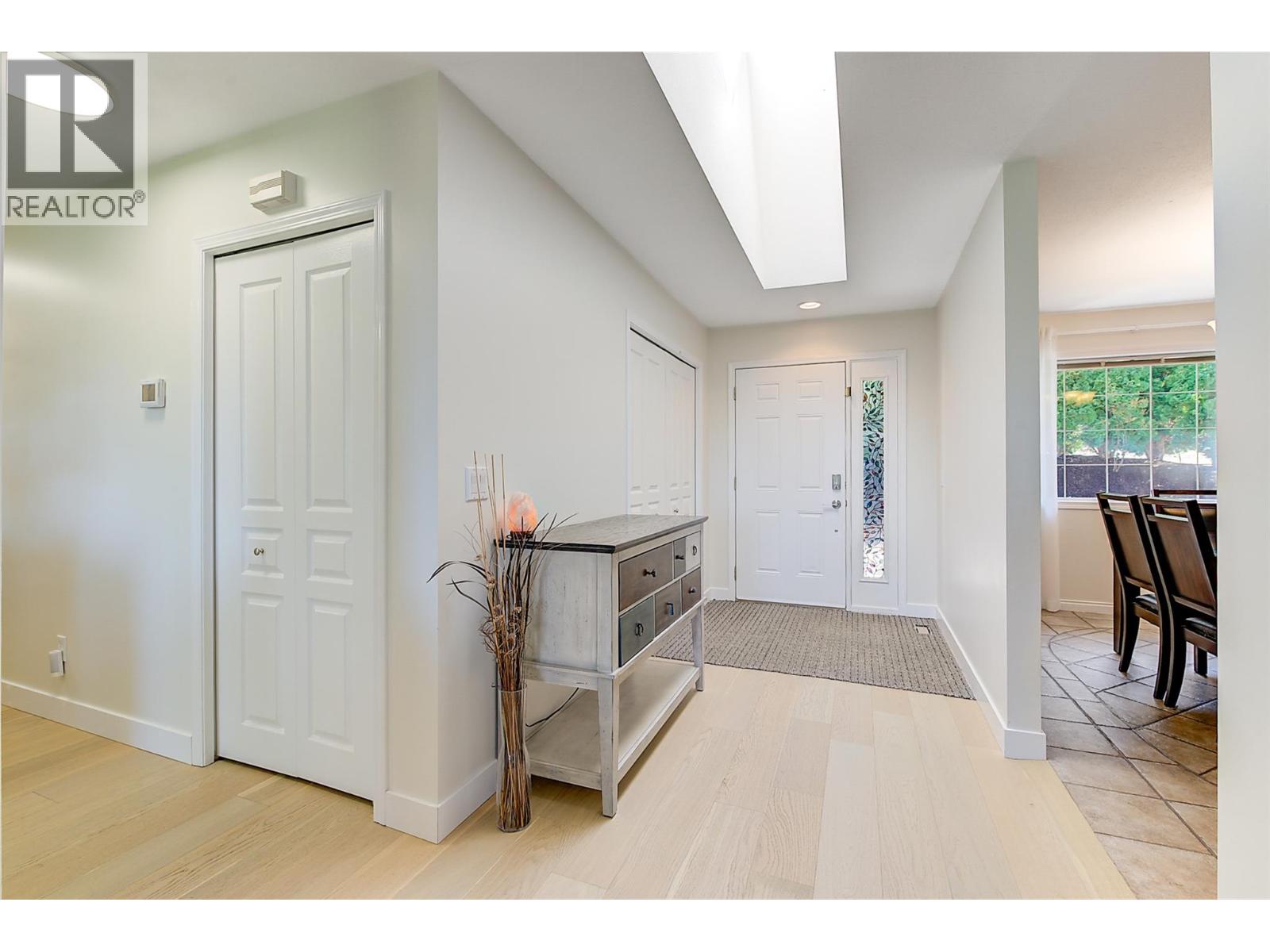 1420 Bentien Road, Kelowna, British Columbia  V1X 7K3 - Photo 4 - 10373391