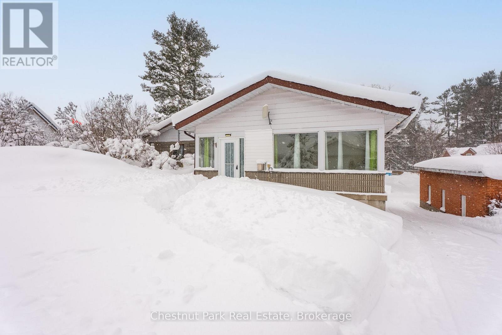 2 - 2505 Windermere Road, Muskoka Lakes, Ontario  P0B 1P0 - Photo 1 - X12730642