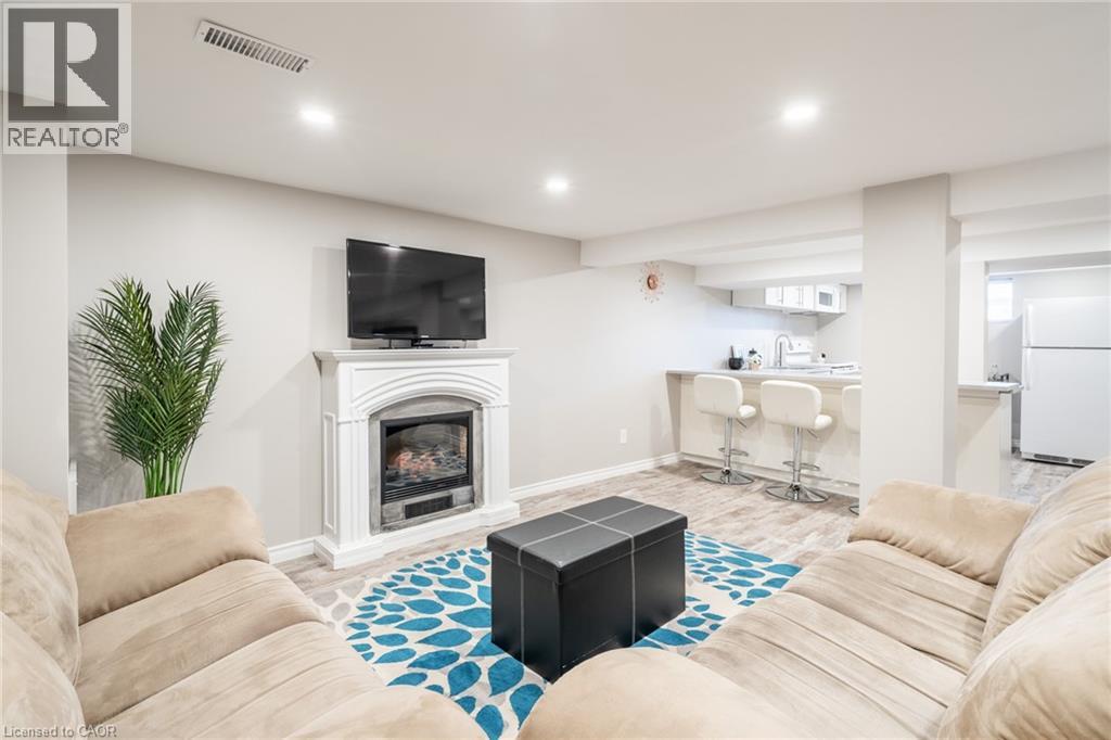 55 Ipswich Road Unit# Lower, Hamilton, Ontario  L8K 3G1 - Photo 10 - 40800870