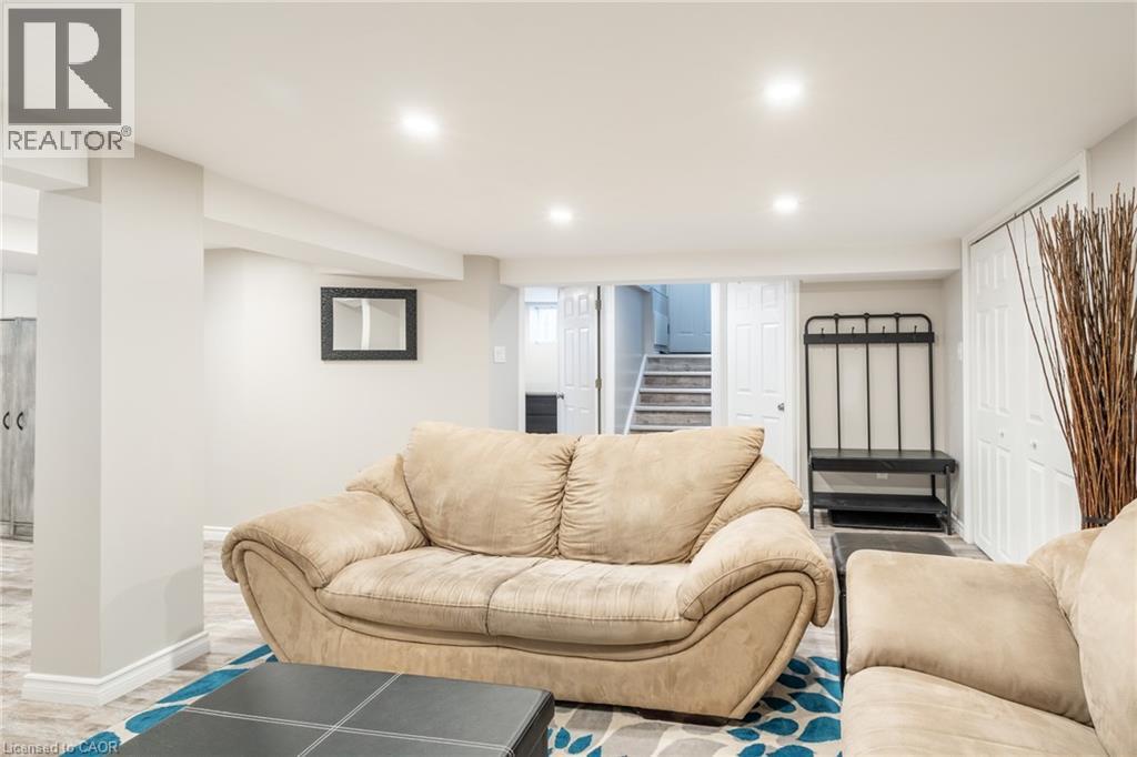 55 Ipswich Road Unit# Lower, Hamilton, Ontario  L8K 3G1 - Photo 7 - 40800870