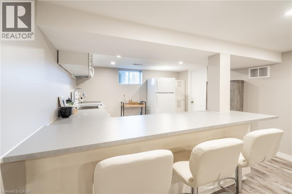 55 Ipswich Road Unit# Lower, Hamilton, Ontario  L8K 3G1 - Photo 12 - 40800870