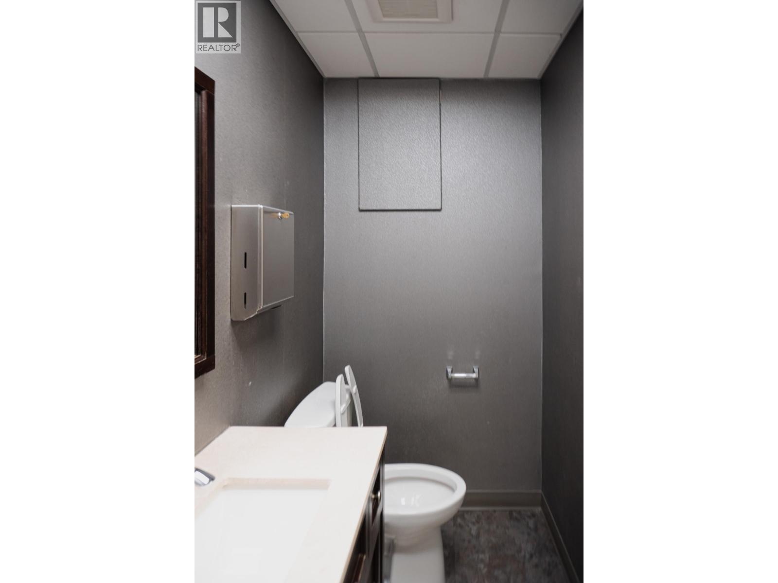 105-2544 Douglas Road, Burnaby, British Columbia  V0V 0V0 - Photo 4 - C8075457