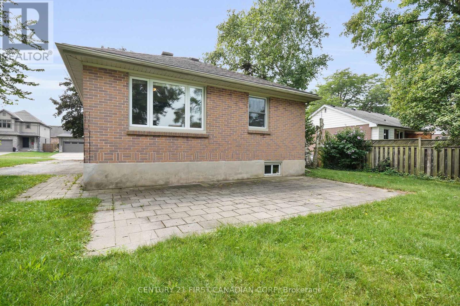 Lower - 638 Tennent Avenue, London North, Ontario  N5X 1L6 - Photo 20 - X12730574