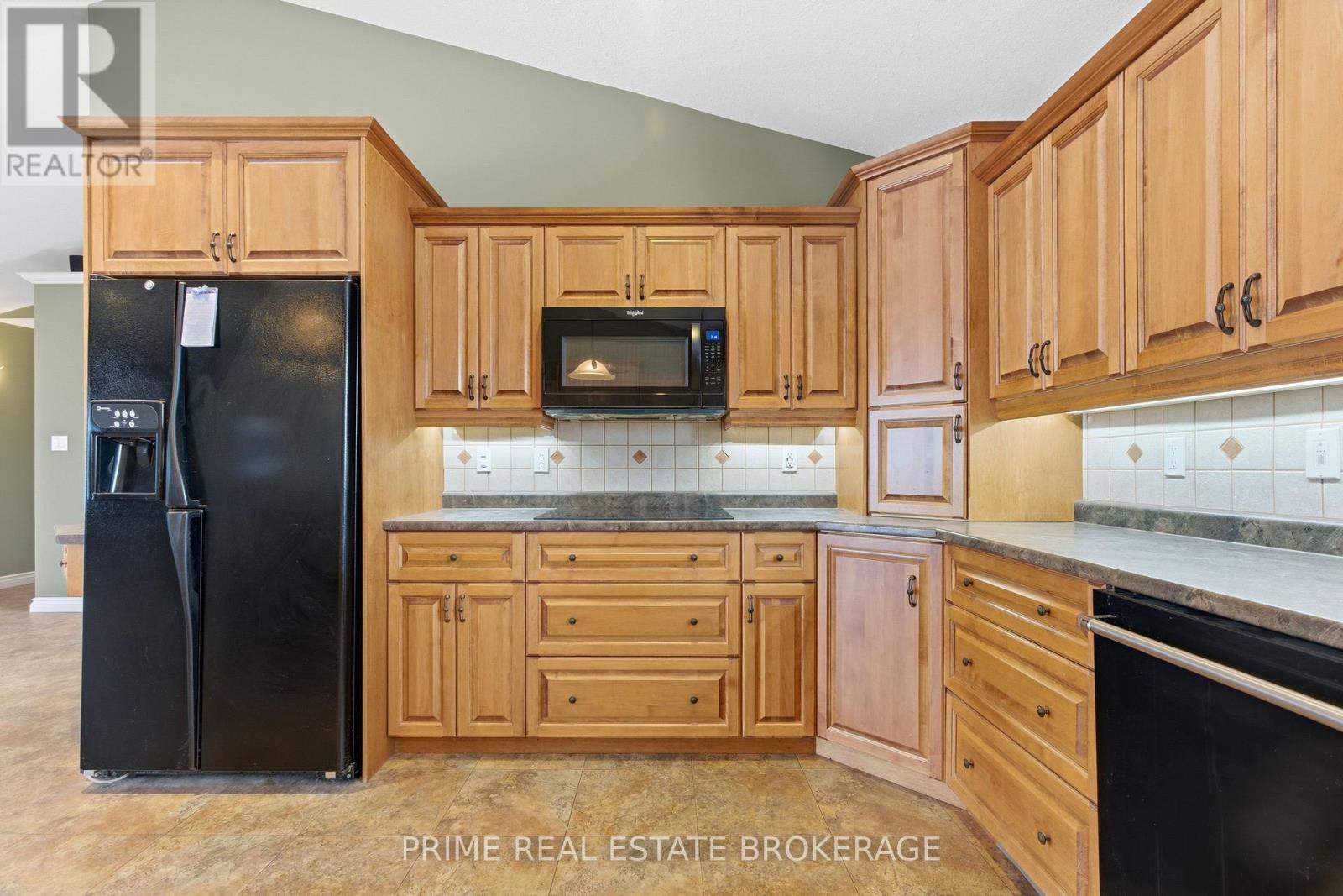 40987 Kirkton Road, South Huron, Ontario  N0M 1S5 - Photo 11 - X12730576