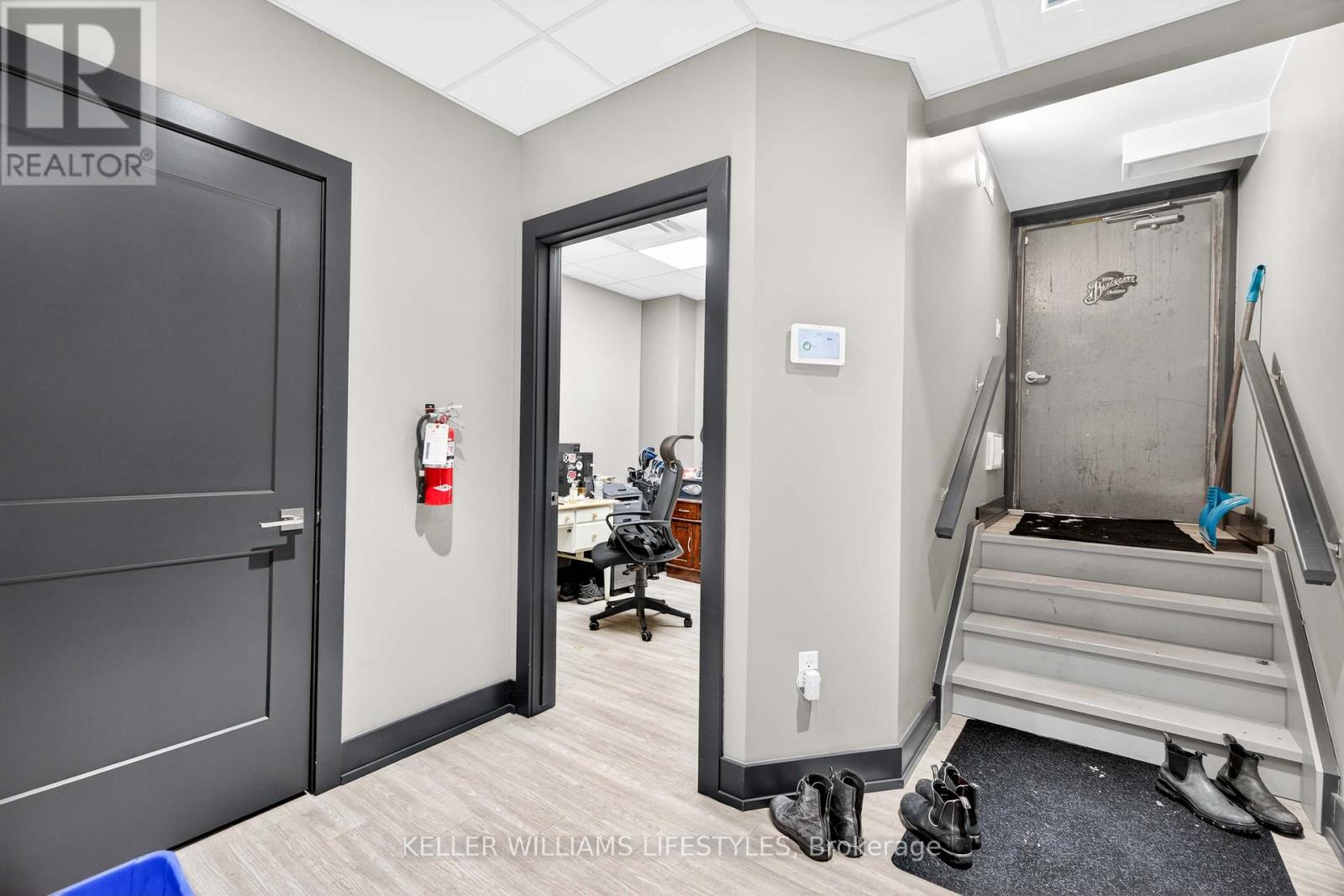 63 Front Street W, Strathroy-Caradoc, Ontario  N7G 1X6 - Photo 18 - X12730670