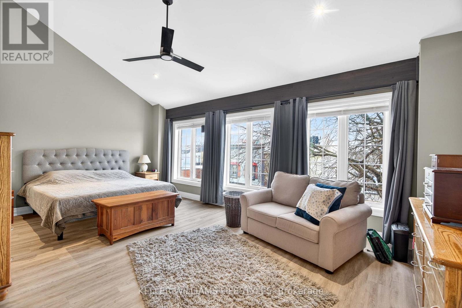 63 Front Street W, Strathroy-Caradoc, Ontario  N7G 1X6 - Photo 34 - X12730670