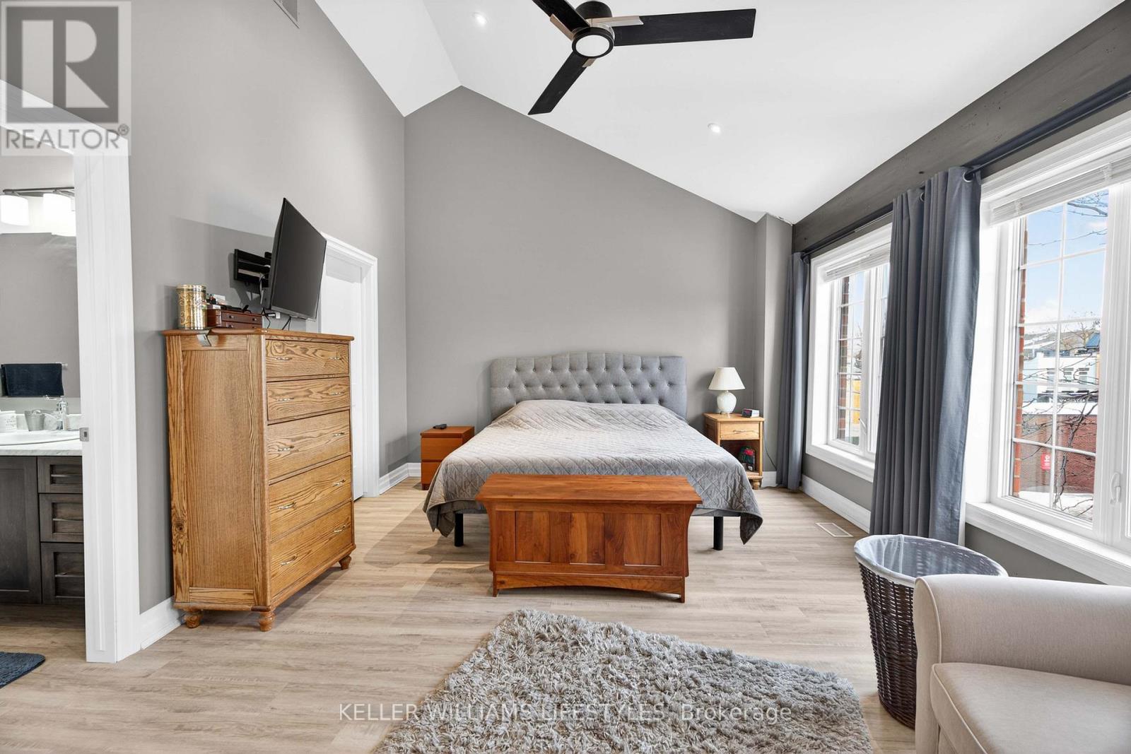 63 Front Street W, Strathroy-Caradoc, Ontario  N7G 1X6 - Photo 35 - X12730670