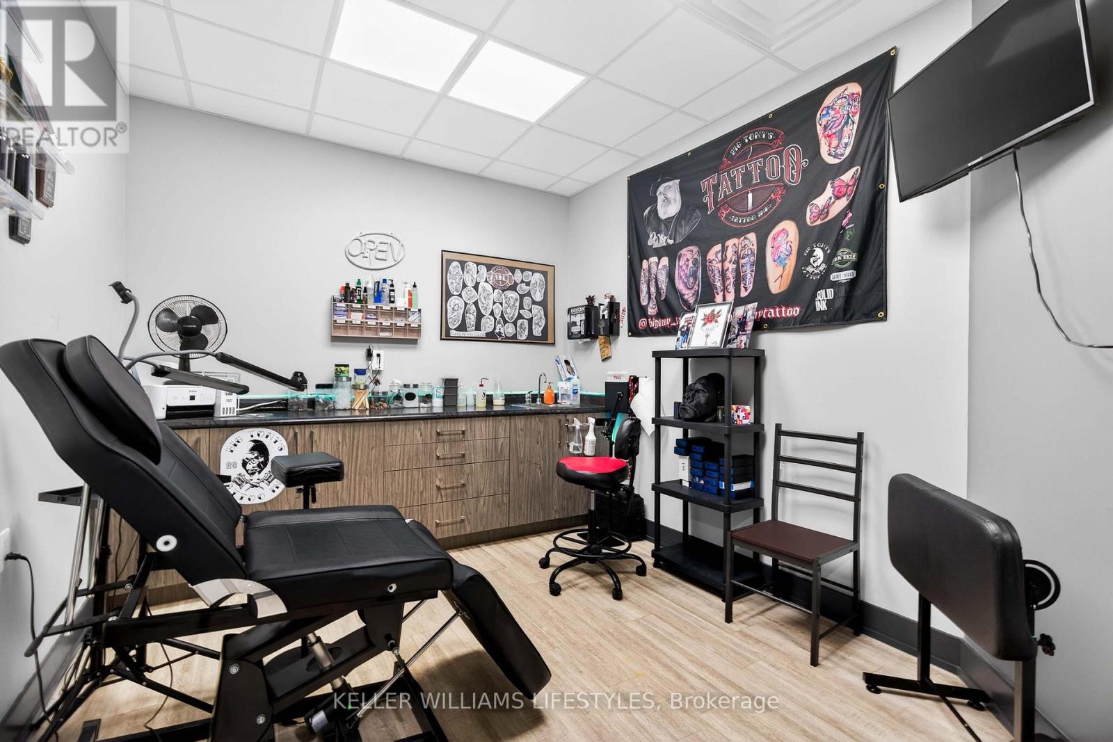 63 Front Street W, Strathroy-Caradoc, Ontario  N7G 1X6 - Photo 9 - X12730670